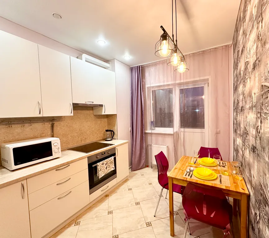 Уютная, чистая квартира с хорошим ремонтом и хорошей локацией в городе