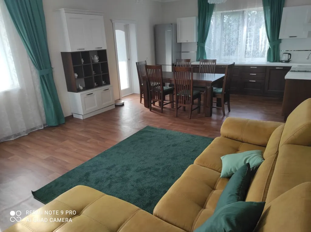 Коттедж Дом в городе — аренда посуточно в Южно-Сахалинск