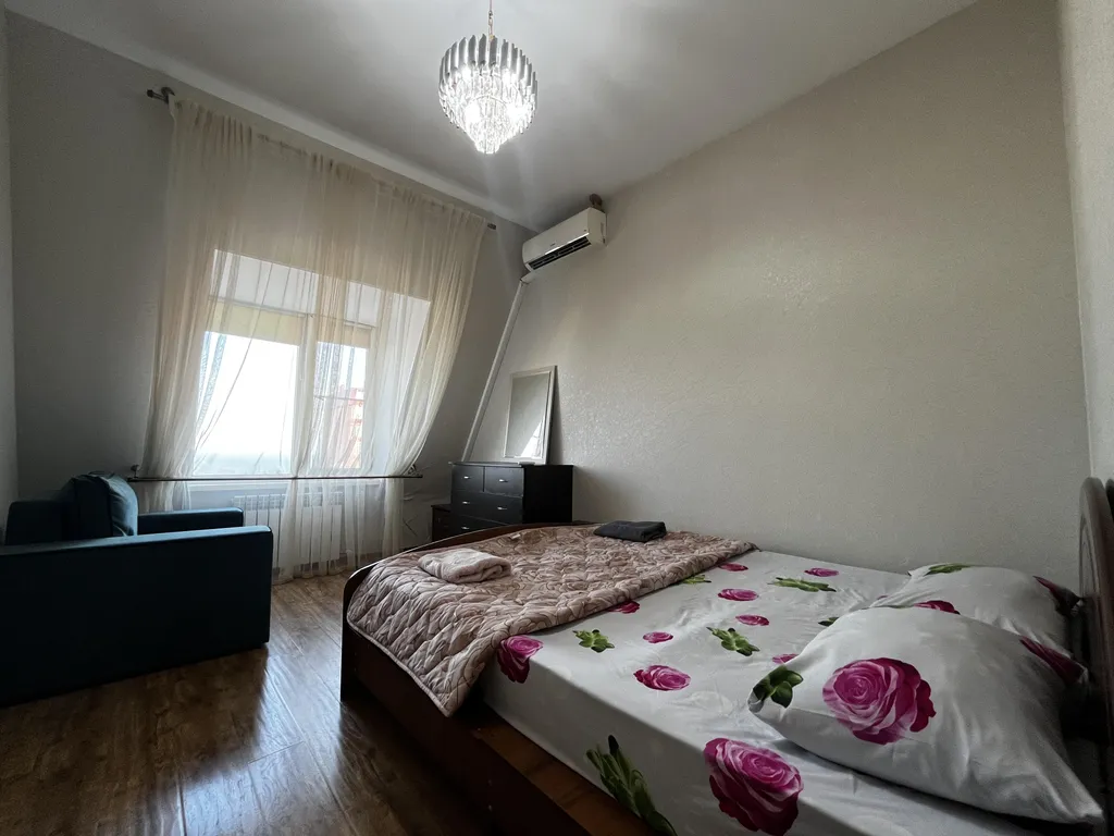 Квартира 3-комнатная Квартира — Махачкала