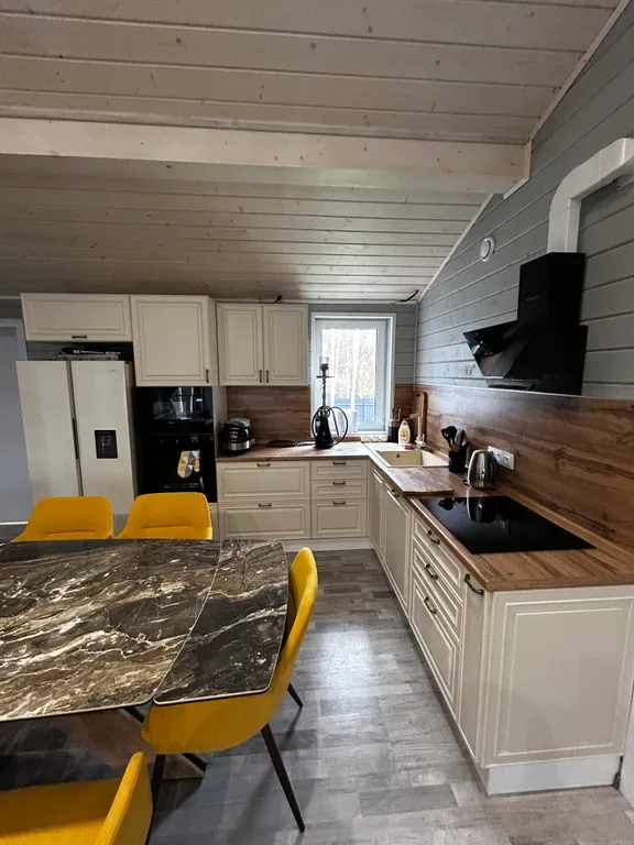 Дом с чаном и баней возле горнолыжки Сорочаны