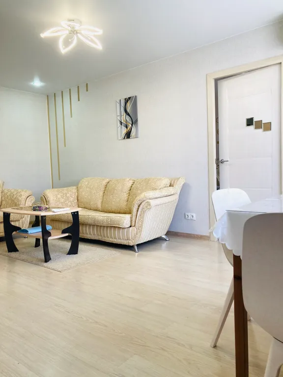 Квартира Апартаменты Золотой Полулюкс в самом центре — Омск