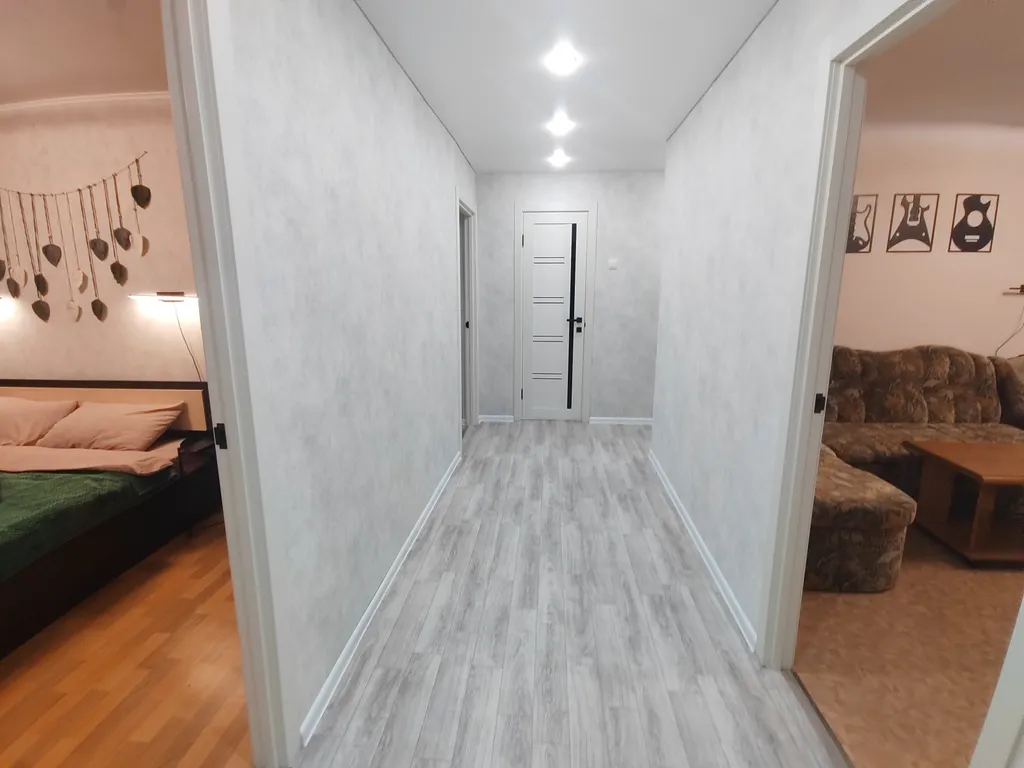 Трёхкомнатная квартира с раздельными комнатами, балконом и лифтом