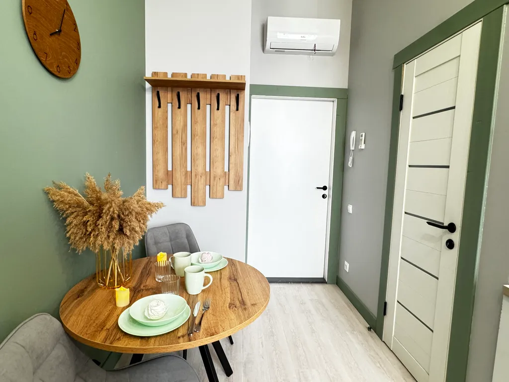 Дизайнерская квартира-студия на двоих