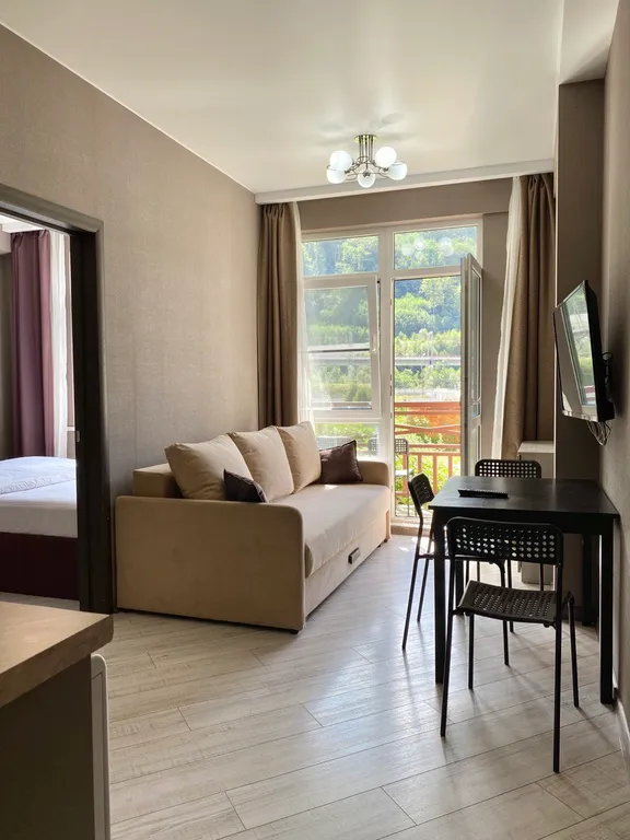 Квартира Евро двухкомнатный апартамент с балконом Куршевель — аренда посуточно в Эсто-Садок