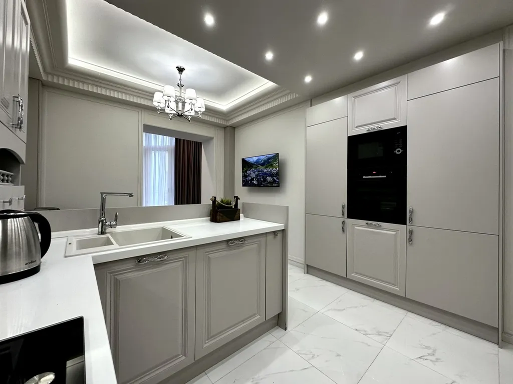 Роскошная 1-комнатная квартира рядом с центром настольного тенниса