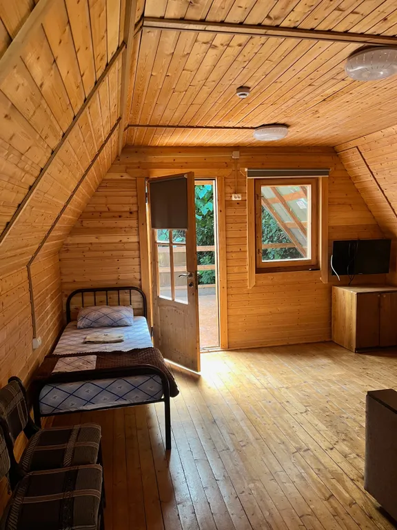 Коттедж 4-комнатный Дом — Сочи