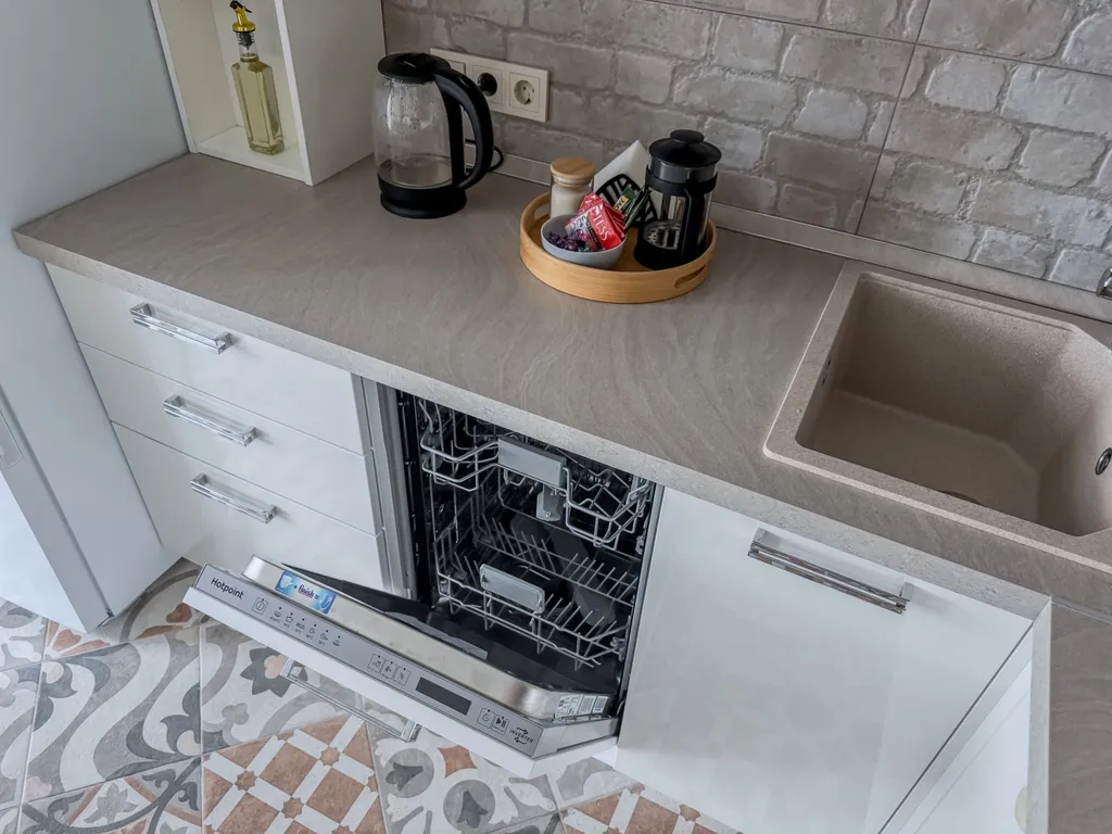 Комфорт для всех – стильная квартира с посудомойкой и smart tv