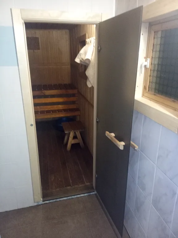 Комфортный коттедж у озера