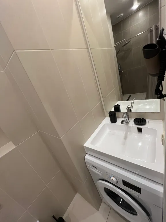 Новая студия возле Белоусовского парка в ЖК премиум класса