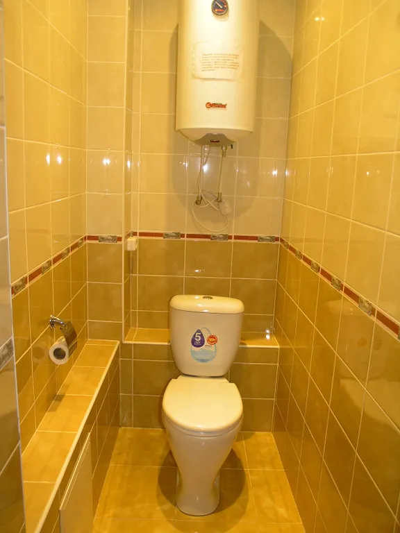 Светлая двухкомнатная квартира с евро ремонтом в многоэтажном доме