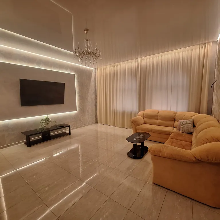 Первый этаж дома у моря