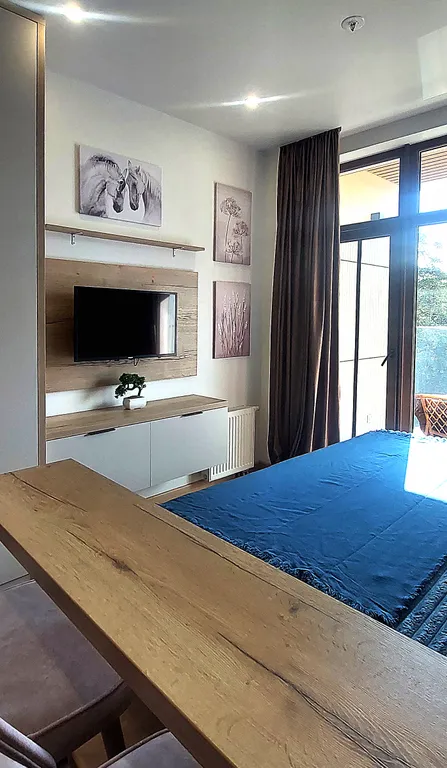 Уютная студия и теплый бассейн