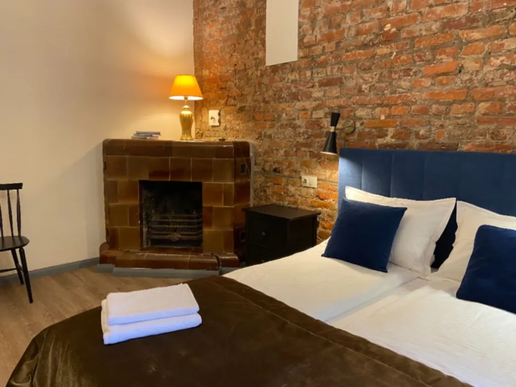 Квартира 4-комнатная Квартира — Санкт-Петербург