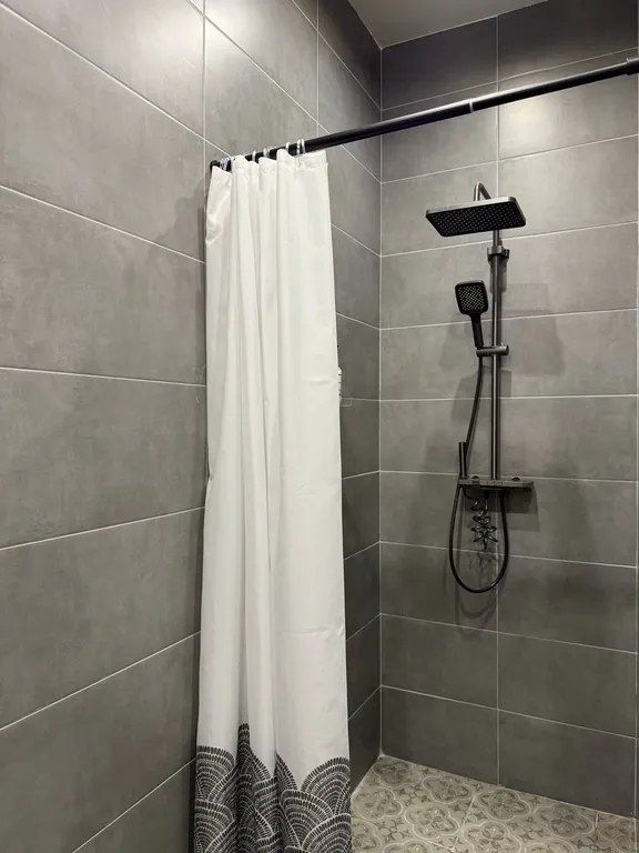 6-комнатный Дом