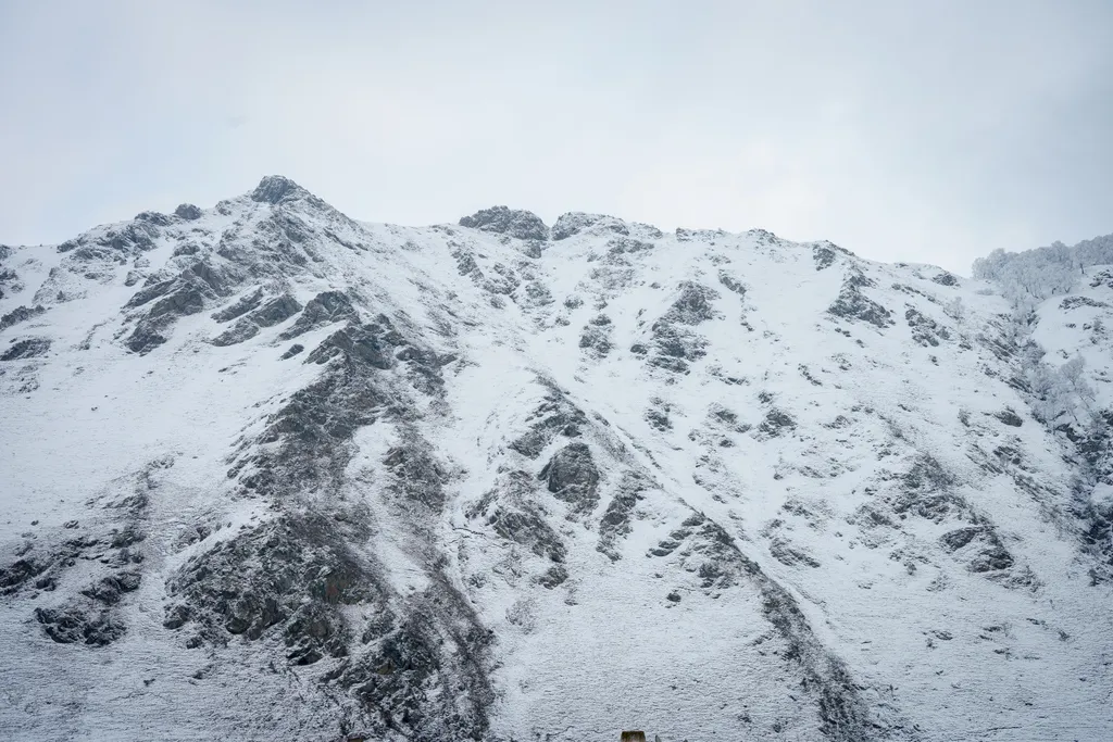 Уютная квартира в центре города с видом на горы