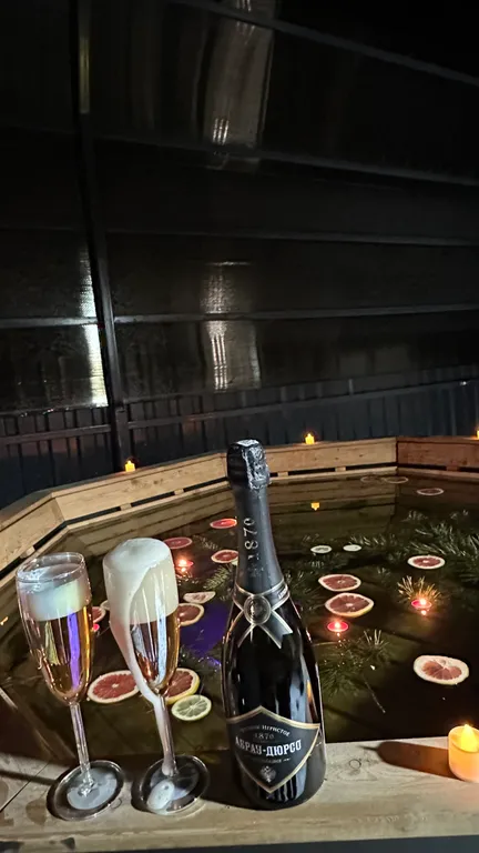 Уютный дом с чаном и бассейном