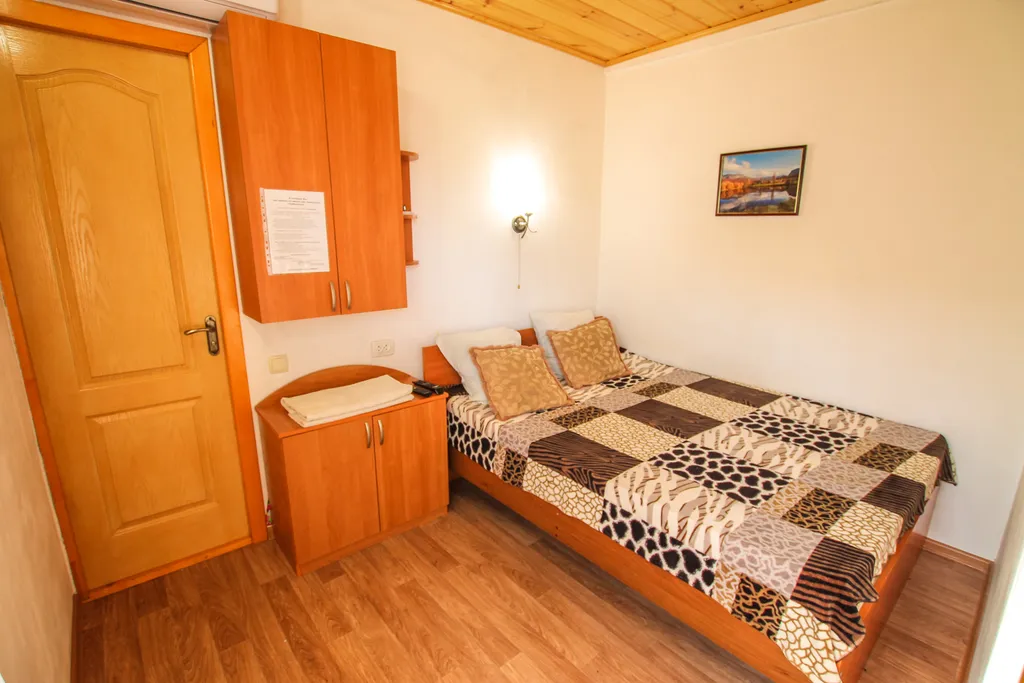 Квартира Комната — аренда посуточно в Николаевка