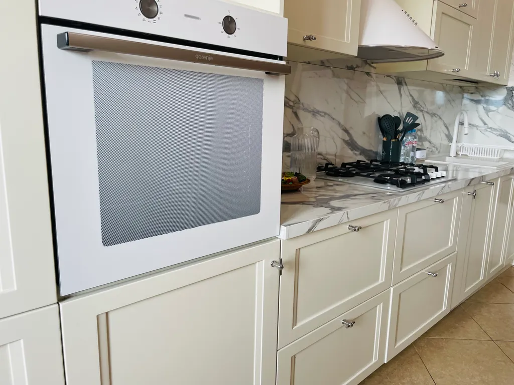 Двухкомнатная квартира рядом с морем