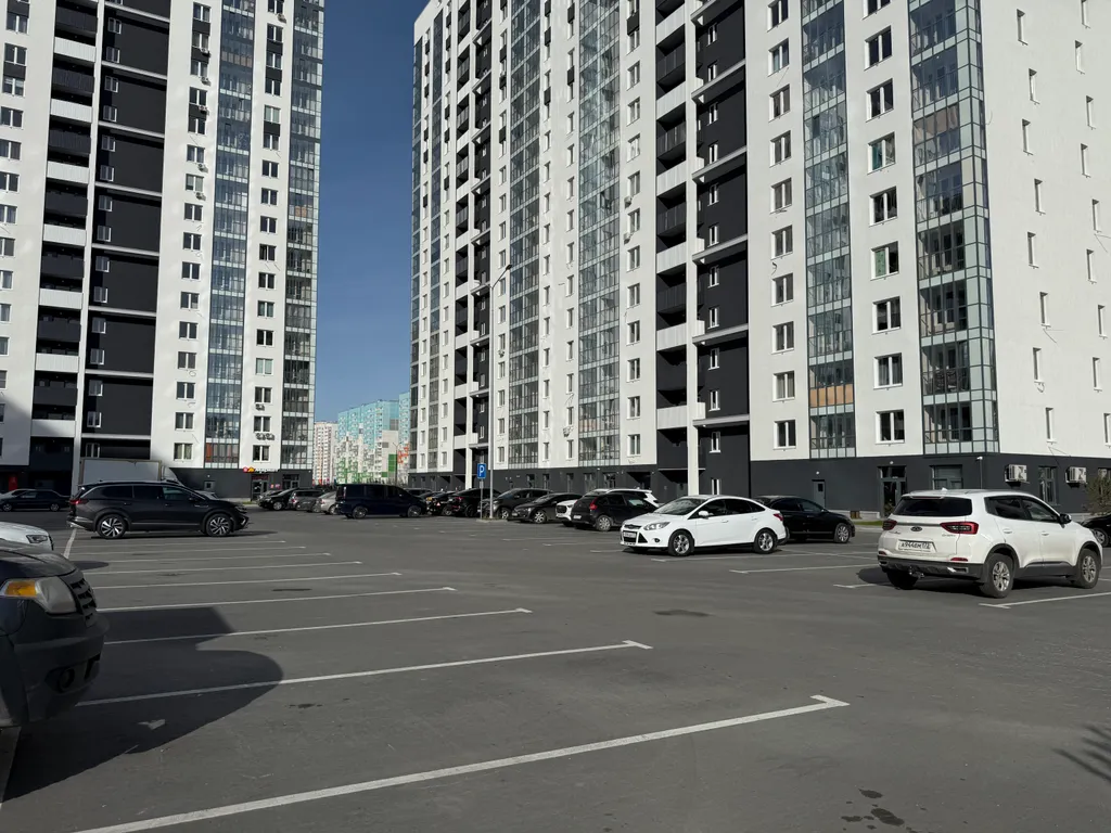 Квартира Апартаменты Восходящее солнце рядом с парком Древо Жизни — Тюмень