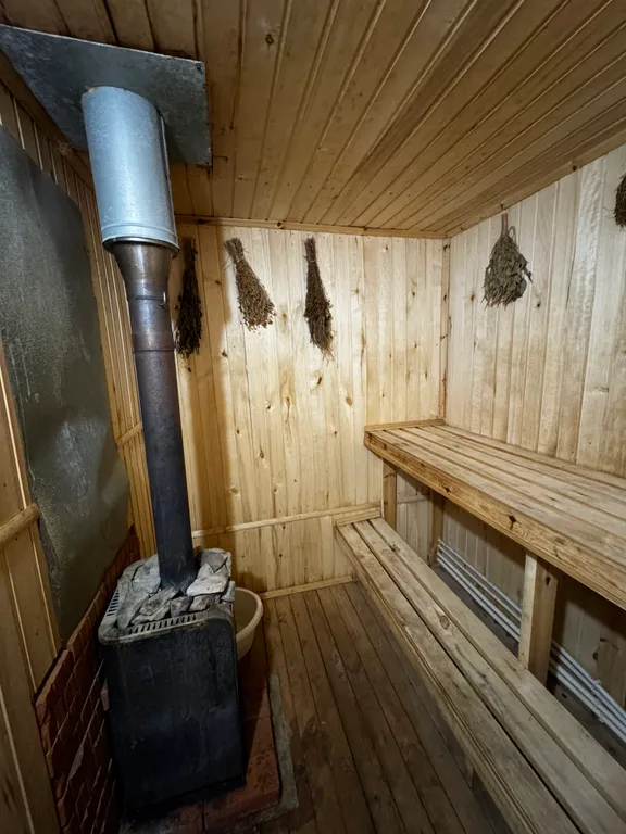 Дом с дровяной баней, самый ближайший к горнолыжному курорту Сорочаны