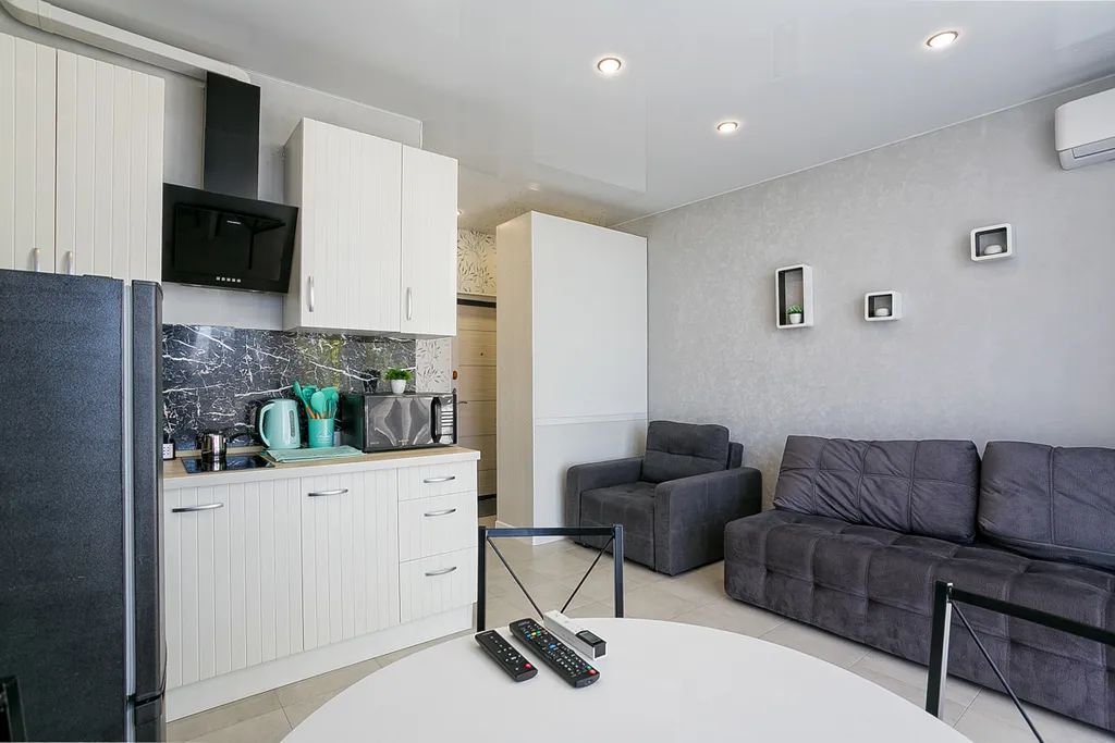 Квартира-студия с видом на море и парк