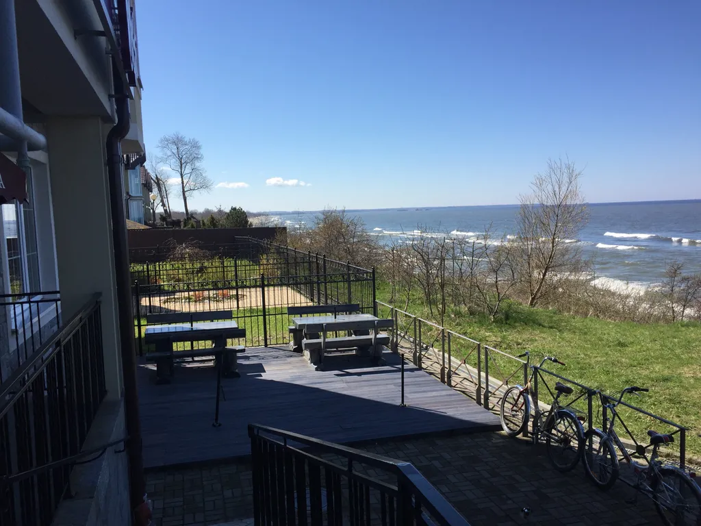 Апартамент белая волна с видом на море