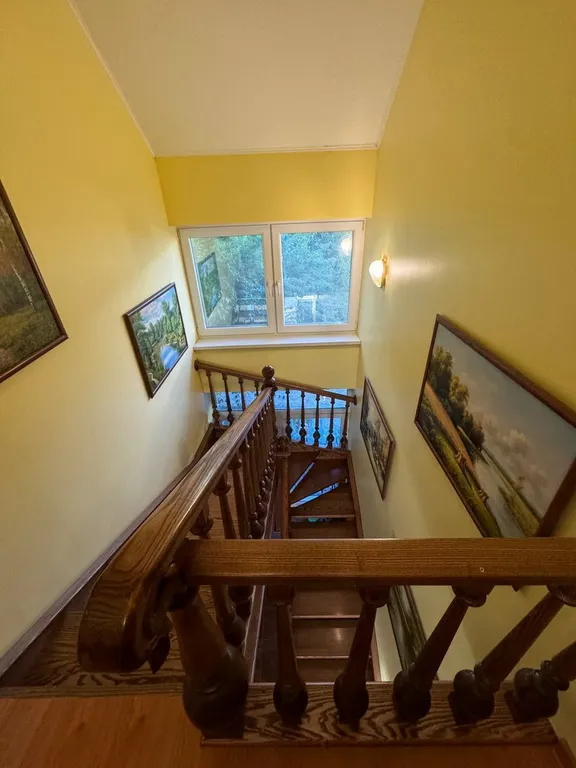 Дом с бассейном