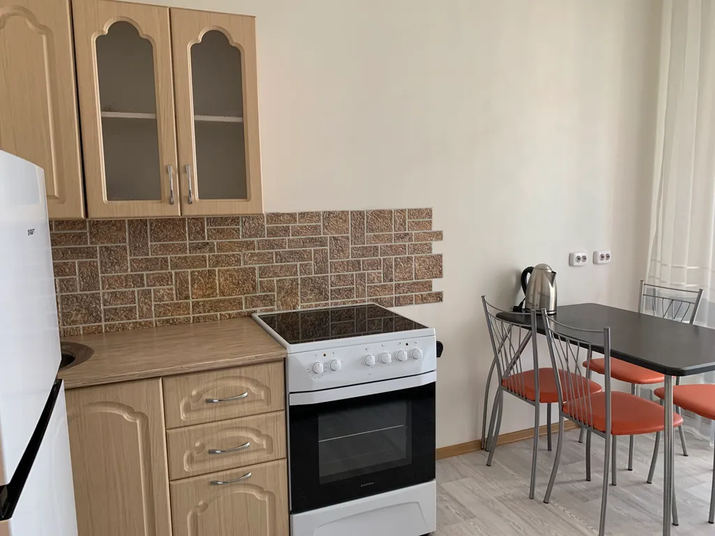 Квартира Квартира Однокомнатная в современном ЖК Универс, до СИБГАУ 15 минут пешком — Красноярск