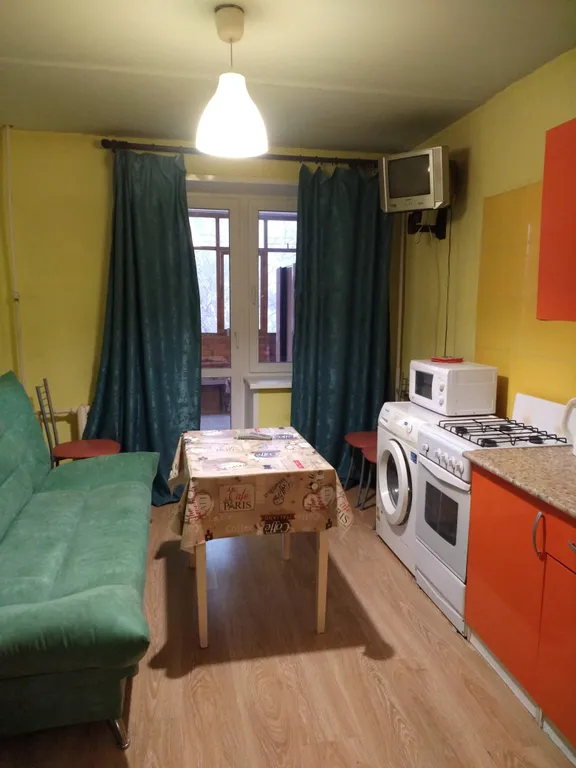 Уютная квартира в географическом центре города с кондиционером.