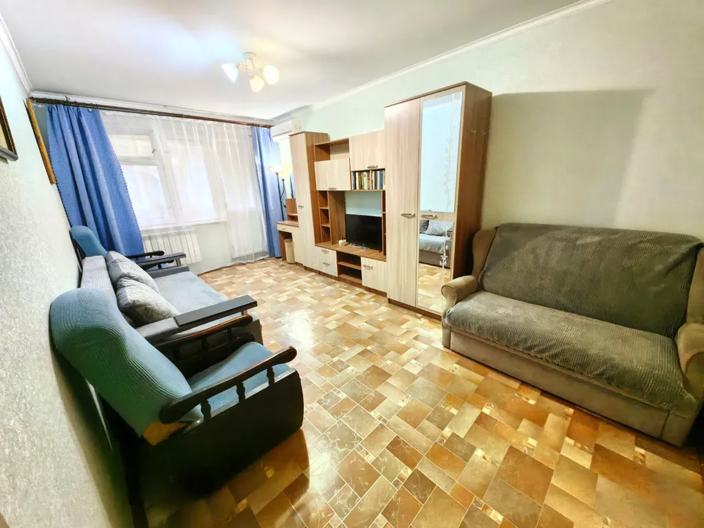 Просторная 2-комнатная квартира — аренда посуточно в Алушта