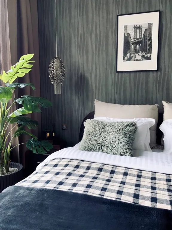 Квартира Атмосферная квартира с панорамным видом и 2-мя спальнями — Москва