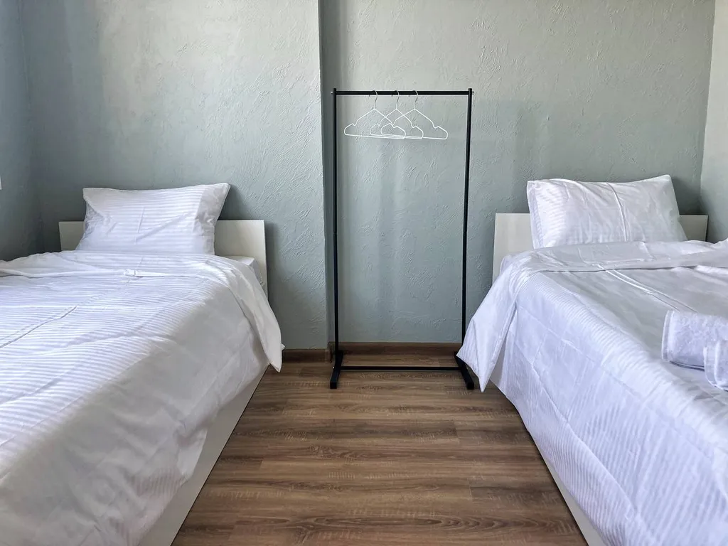 Стандартный номер с раздельными кроватями и шикарным видом на горы