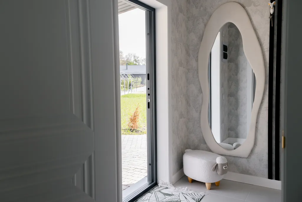 Апартаменты с подогреваемым бассейном Эльбрус Лакшери