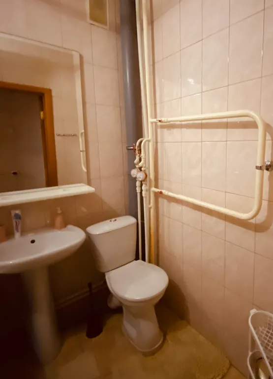 Уютная квартира в Новоильинском районе