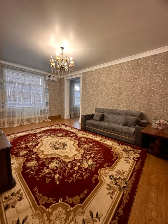 Дом на набережной