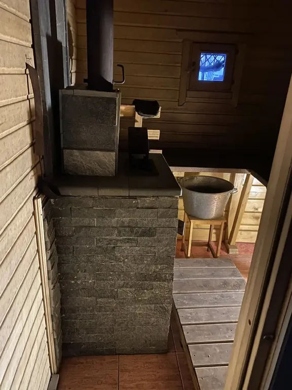 Дом с баней на дровах