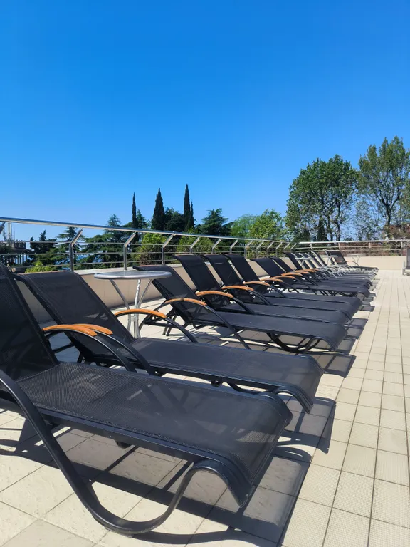 Апартамент с бассейном