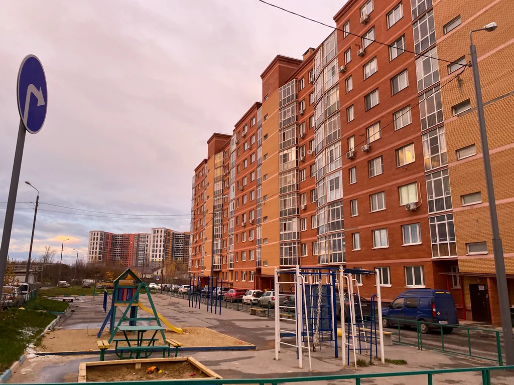 Однокомнатная квартира! Рядом с Александровским парком!