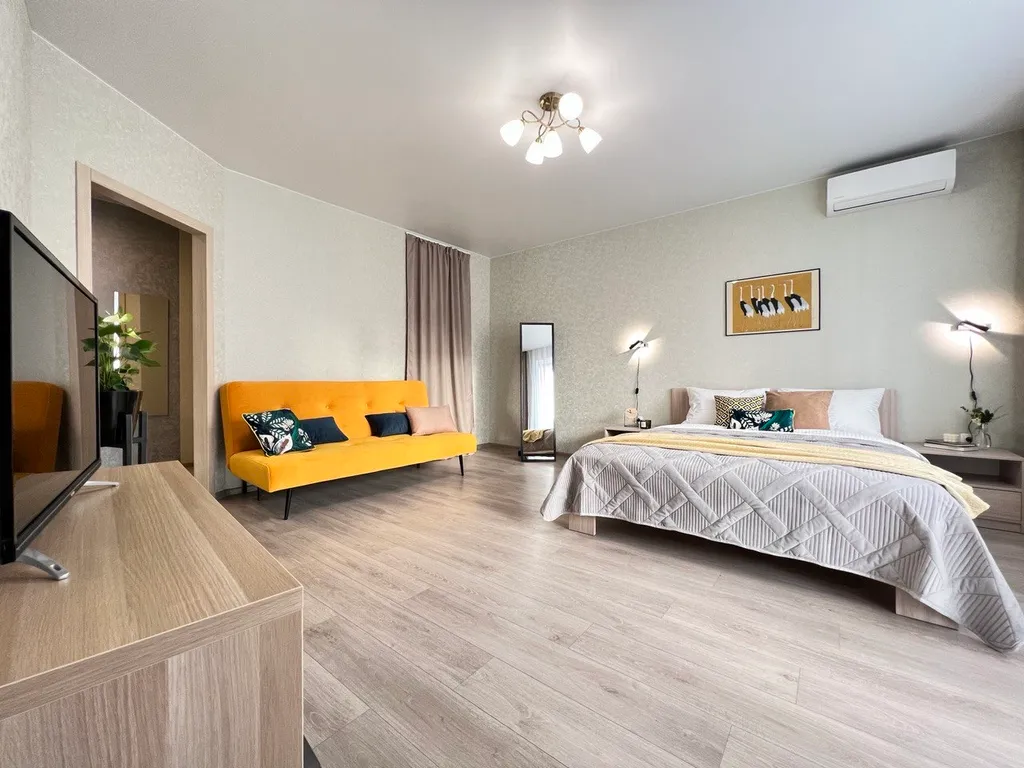 Квартира Квартира Sunny house 2шка студия с качелями на панорамной лоджии — Новосибирск