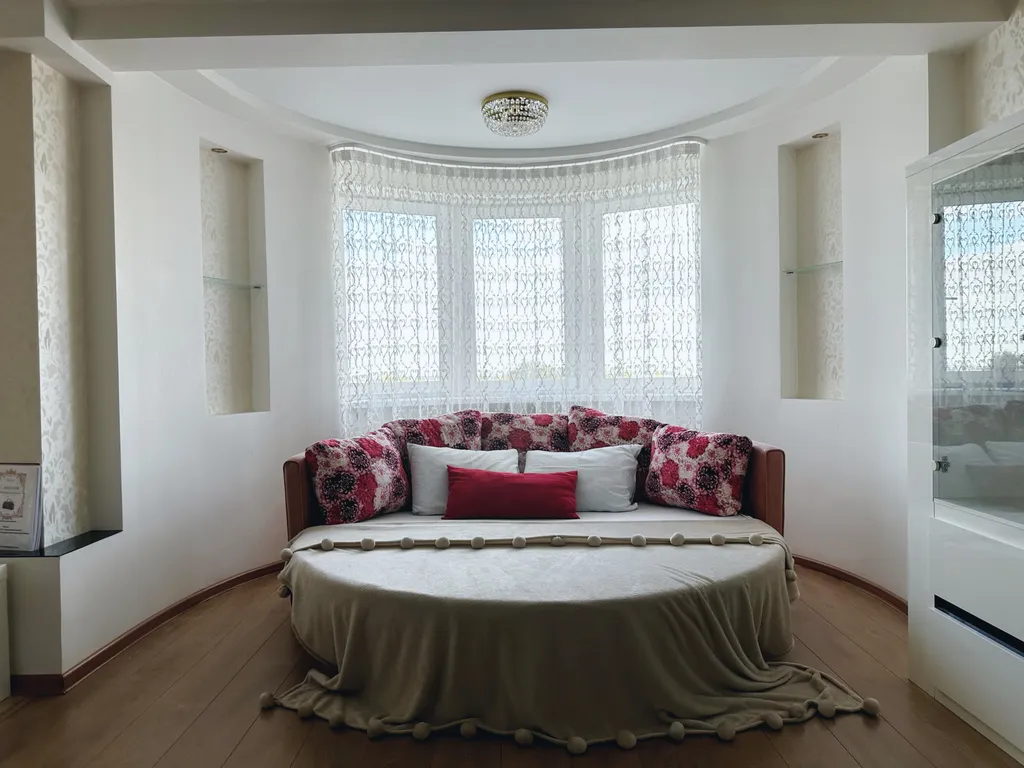 Квартира с панорамным видом на реку и все монастыри