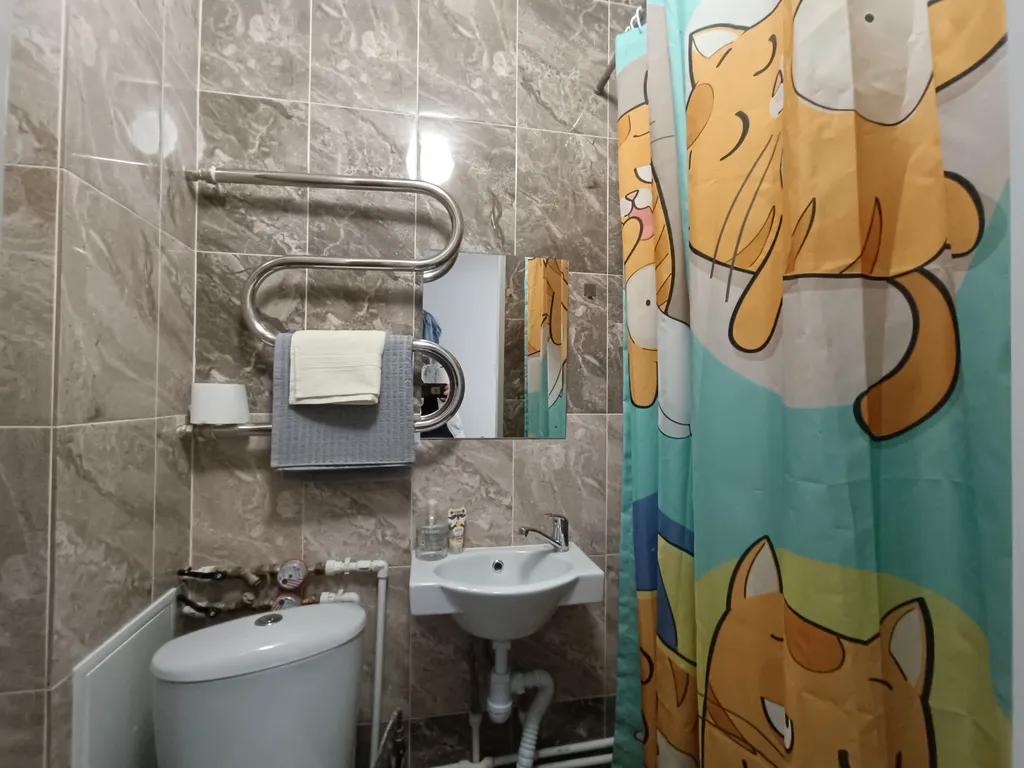 Одна из четырёх в квартире мини- студия сирень