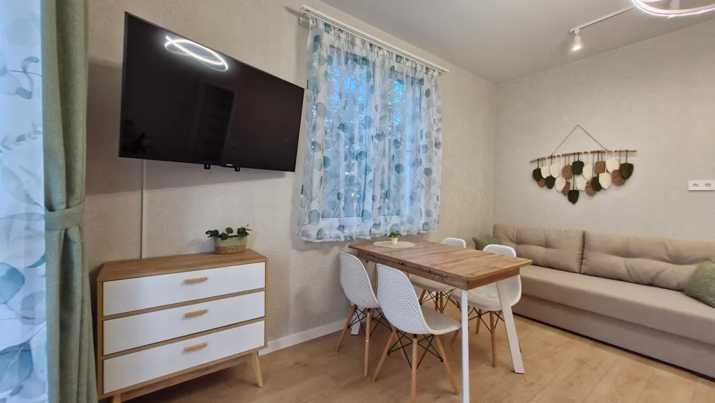 Квартира Уютные апартаменты у моря, с видом на можжевеловый лес, заповедник — Варваровка