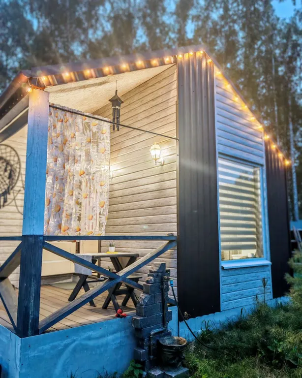 Дача на озере с баней и чаном