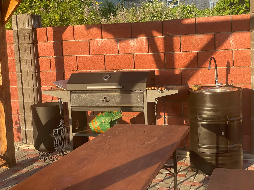 Коттедж 1-комнатный Дом — Гагра