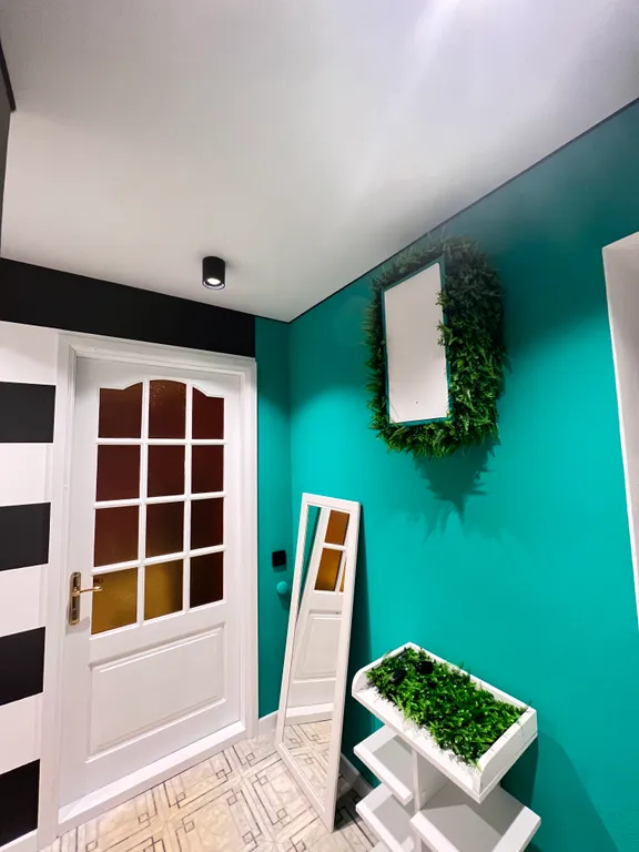 Квартира 3-комнатная Квартира — Евпатория