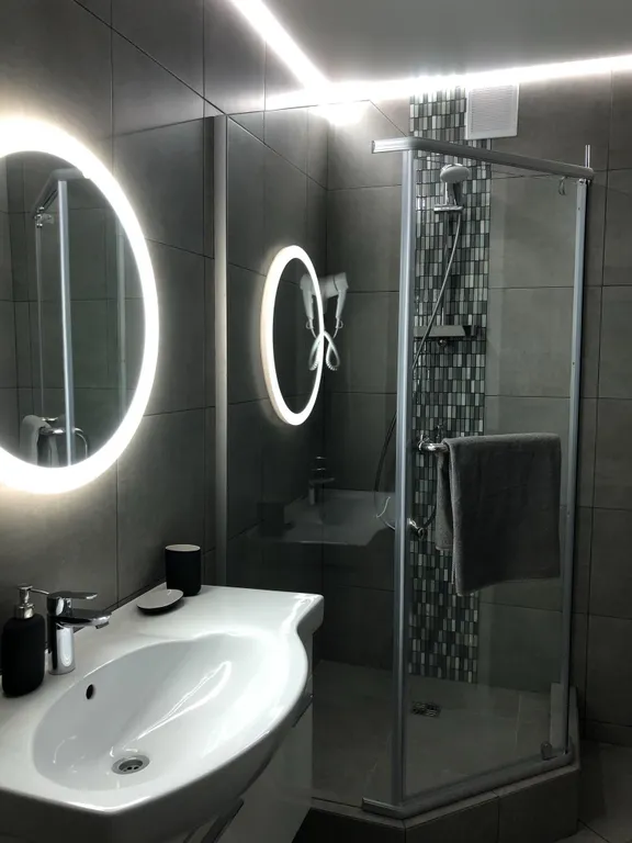 Уютная студия на Александра Кудашева