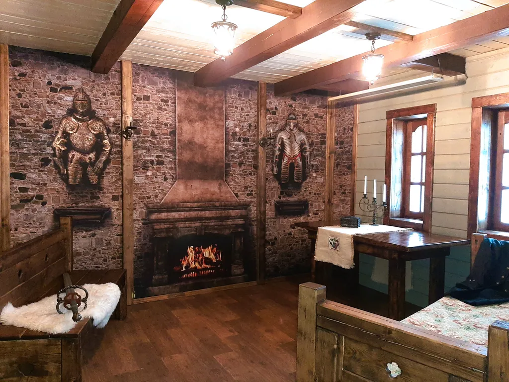 Дом-замок для большой компании