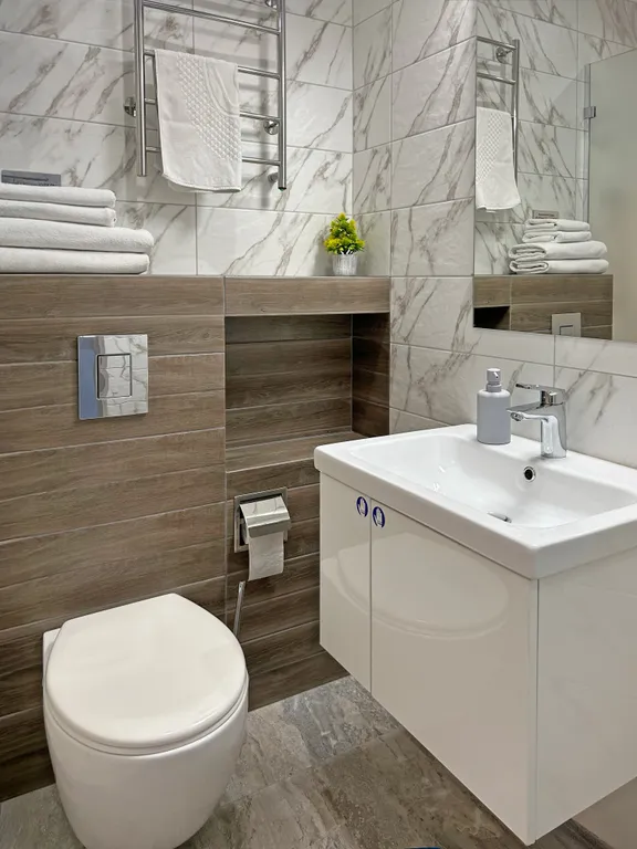 Семиместный апартамент с балконом