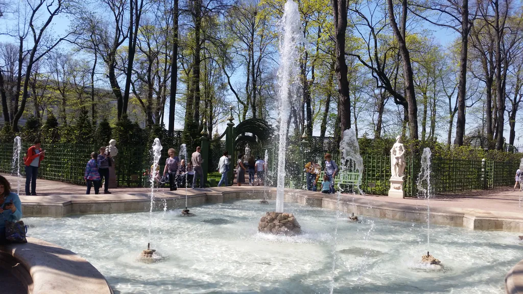 Люкс, летний сад, 6 персон, парковка
