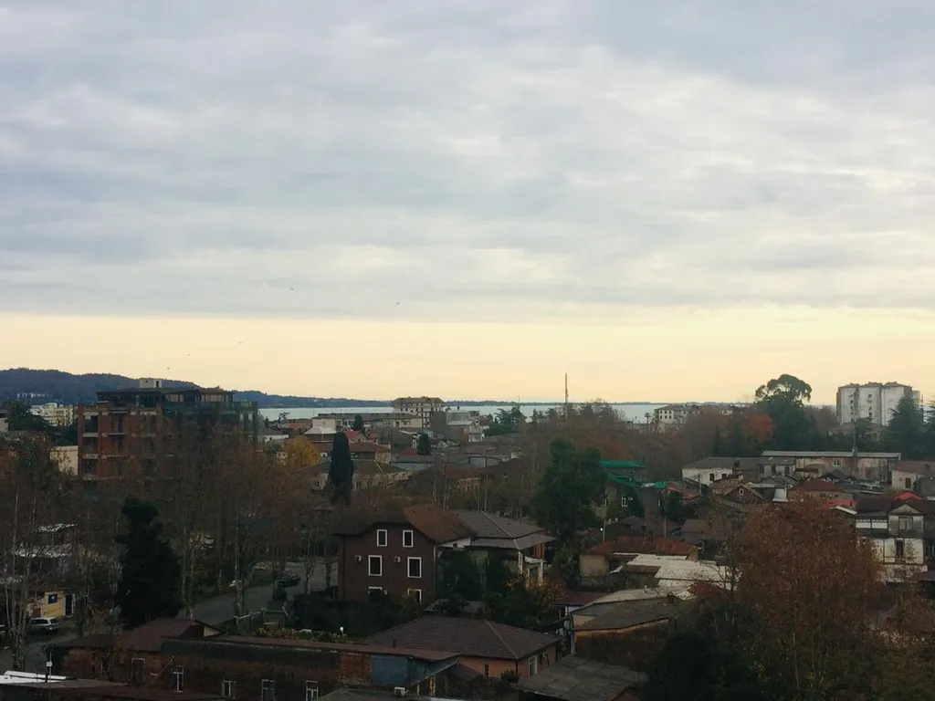 Солнечная, видовая квартира в центре